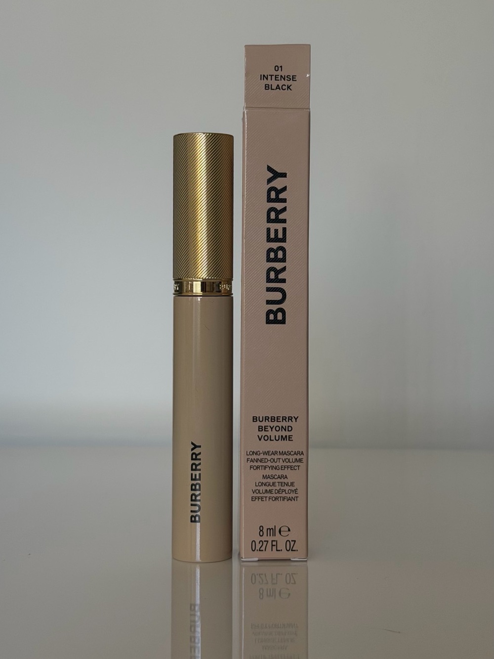 Burberry Mascara in Intense Black with Gold Cap